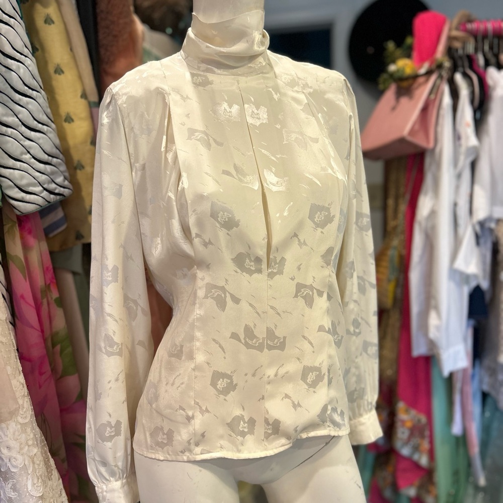 Classic Vintage Blouse